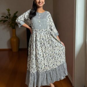 Adhikika Capsule Cotton Dress